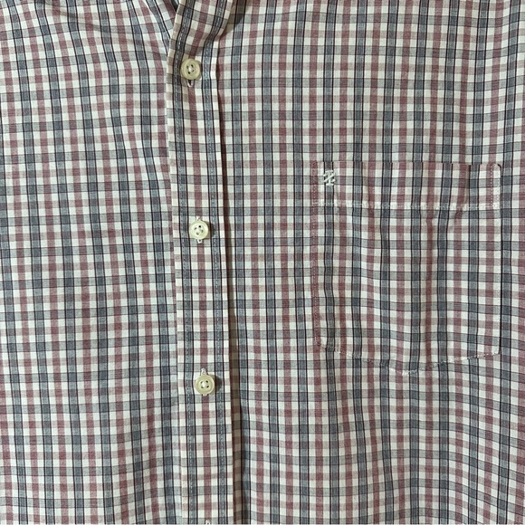 Izod Red, Blue and White Plaid Short Sleeved Button Down Shirt Men’s Size XL - Picture 5 of 6